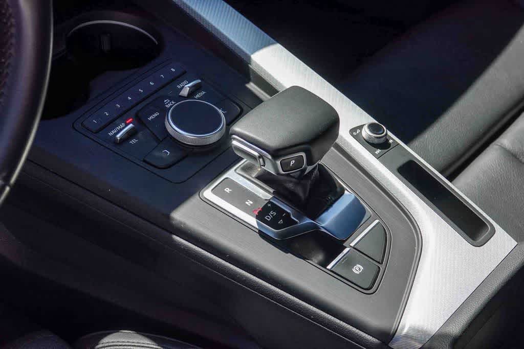 Thumbnail: 2019 Audi A4 - 17