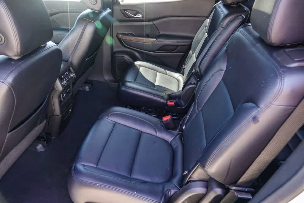 Thumbnail: 2023 GMC Acadia - 17