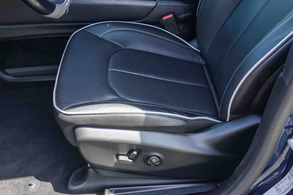 Thumbnail: 2025 Chrysler Pacifica - 20