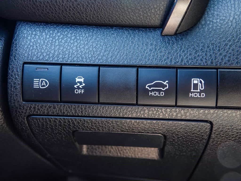 Thumbnail: 2023 Toyota Camry - 26