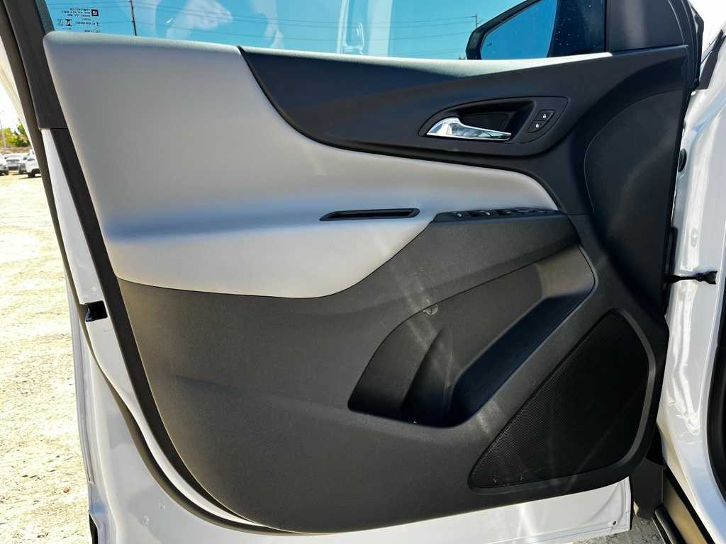 Thumbnail: 2024 Chevrolet Equinox - 13
