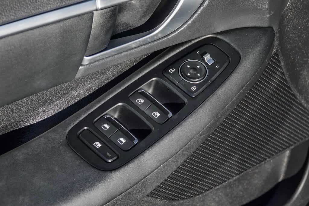 Thumbnail: 2021 Hyundai Sonata - 20