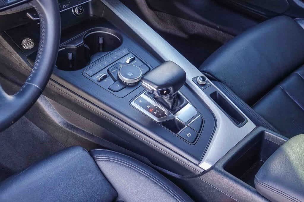 Thumbnail: 2019 Audi A4 - 18