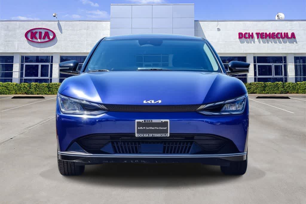 Thumbnail: 2022 Kia EV6 - 2