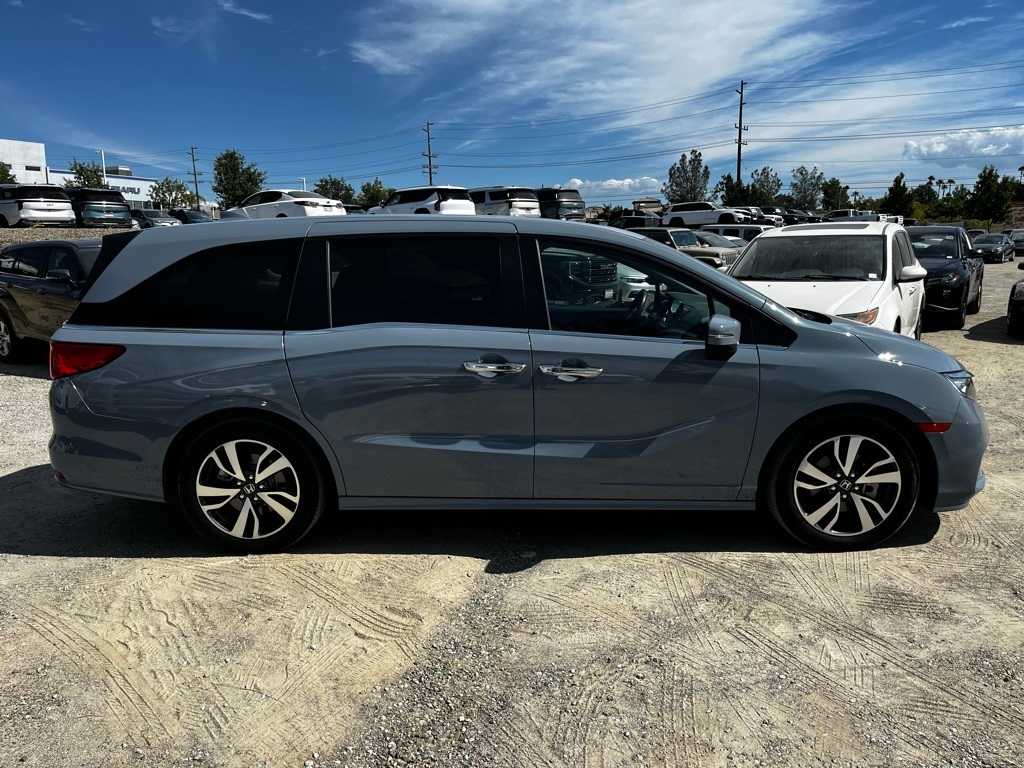 Thumbnail: 2023 Honda Odyssey - 4