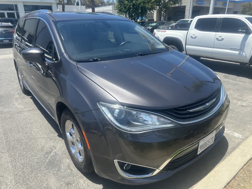 Thumbnail: 2019 Chrysler Pacifica - 9