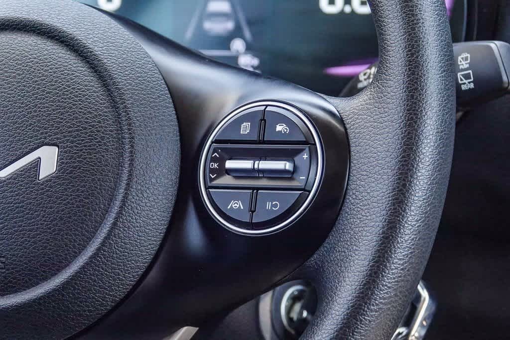 Thumbnail: 2025 Kia Soul - 15