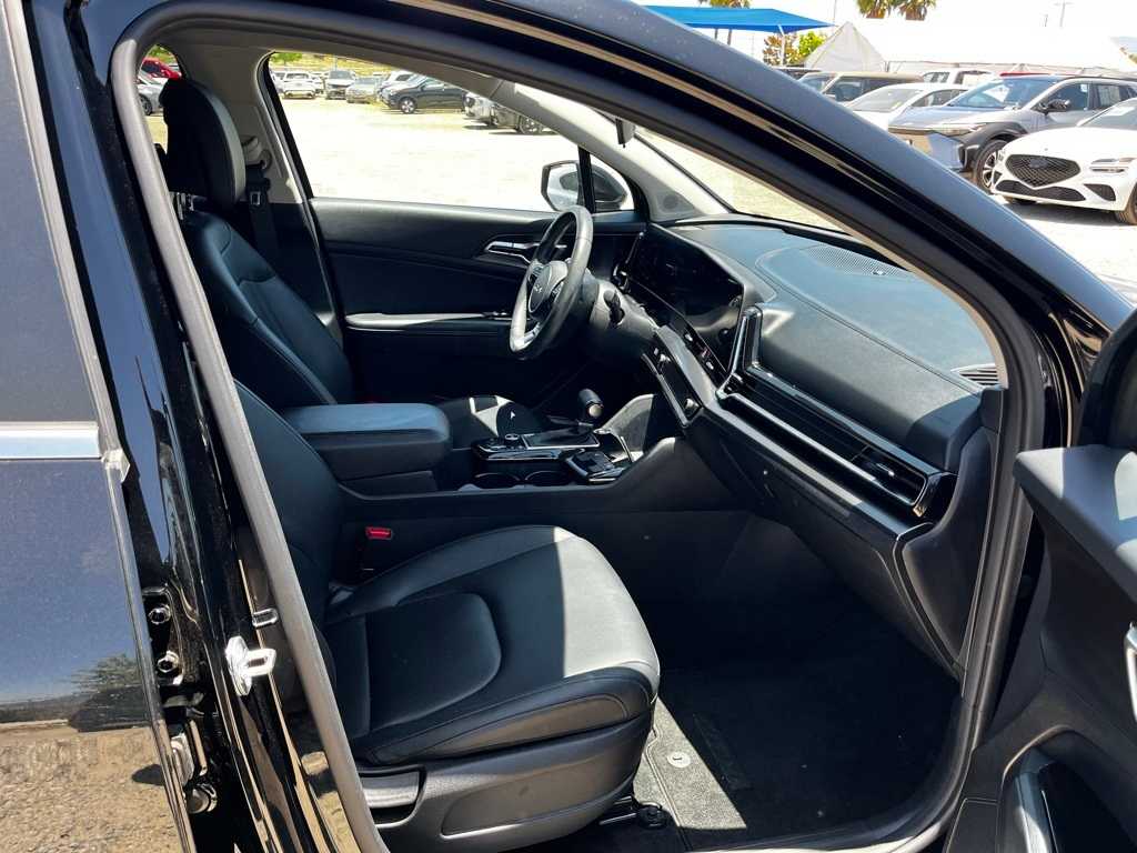 2023 Kia Sportage EX 19