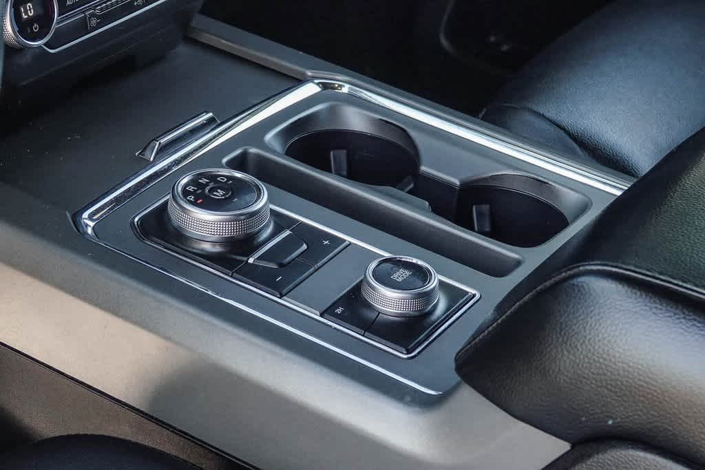 Thumbnail: 2019 Ford Expedition - 18