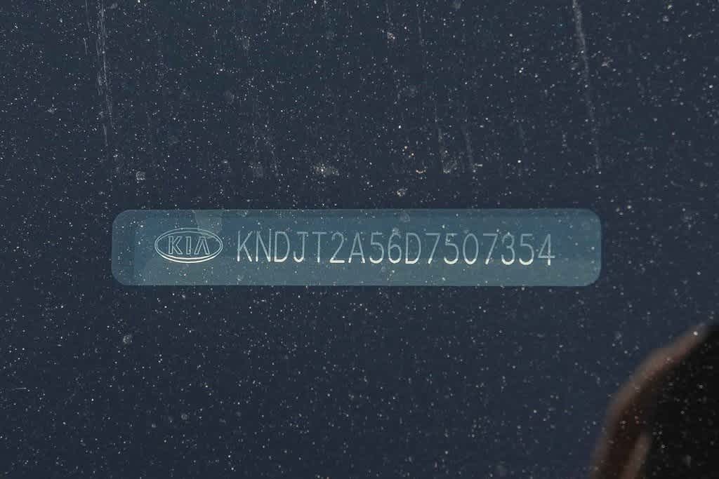 Thumbnail: 2013 Kia Soul - 31