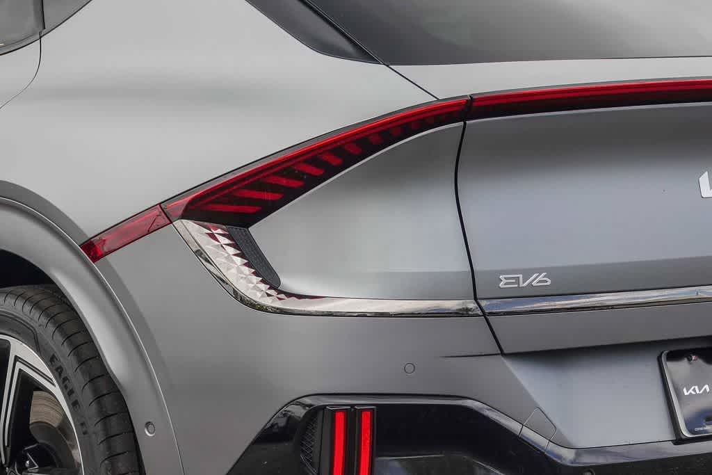 Thumbnail: 2023 Kia EV6 - 7