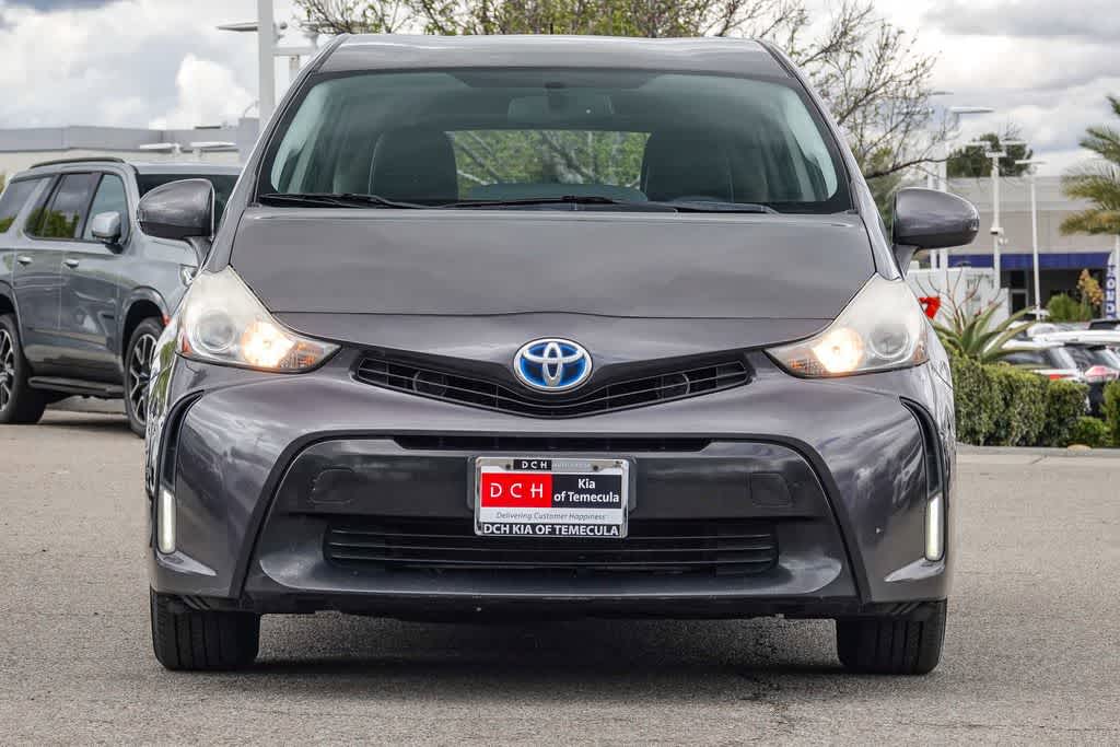 Thumbnail: 2015 Toyota Prius v - 2