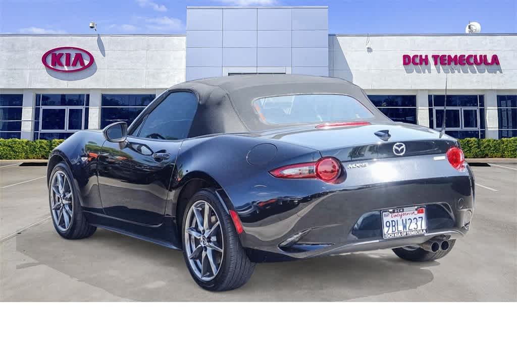 Thumbnail: 2016 Mazda MX-5 Miata - 6