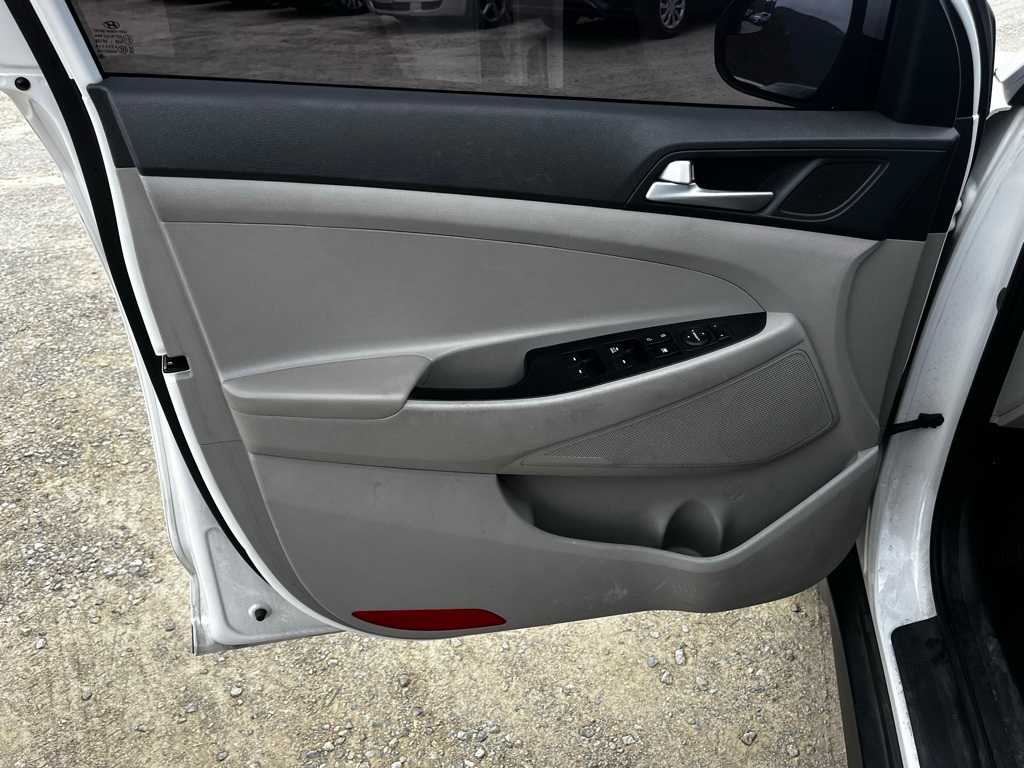 Thumbnail: 2020 Hyundai Tucson - 13