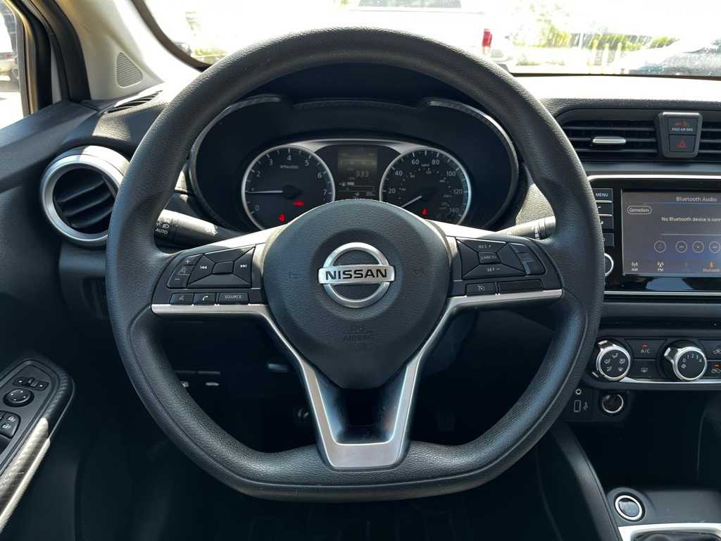 2020 Nissan Versa S 21