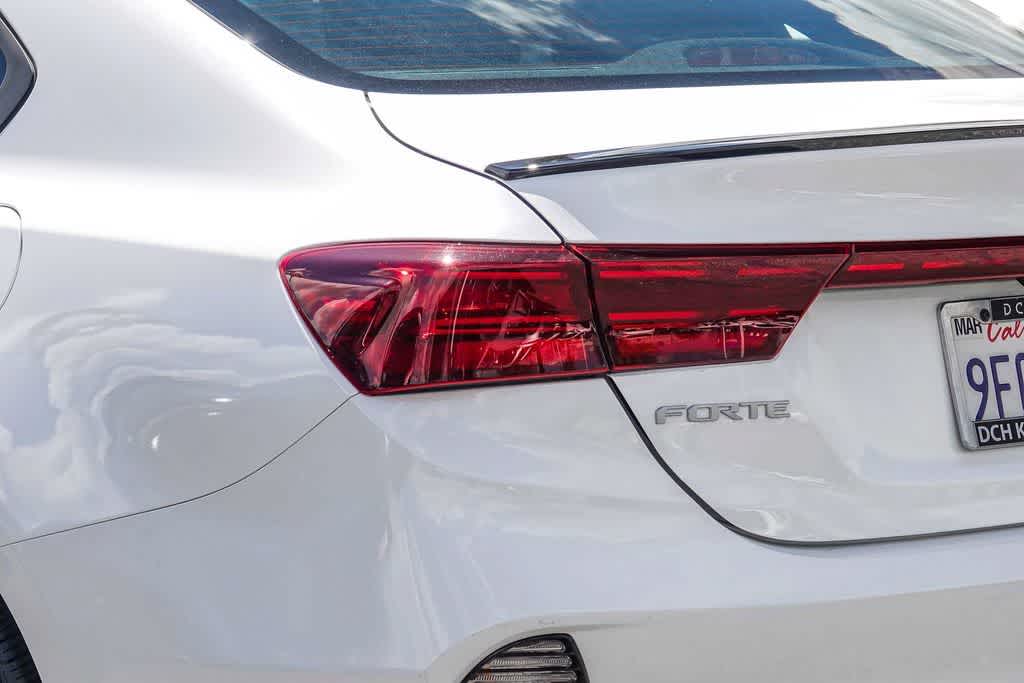 Thumbnail: 2023 Kia Forte - 7
