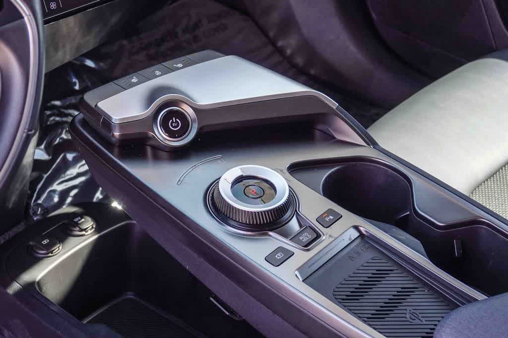 Thumbnail: 2024 Kia EV6 - 18
