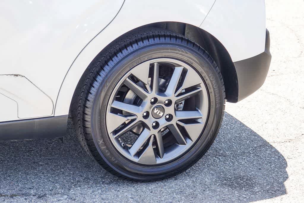 Thumbnail: 2021 Kia Soul - 10