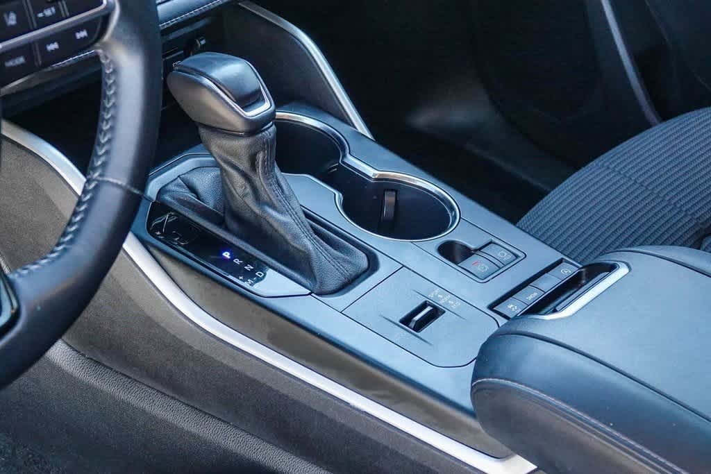 Thumbnail: 2021 Toyota Highlander - 18