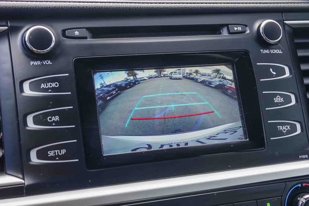 Thumbnail: 2019 Toyota Highlander - 20