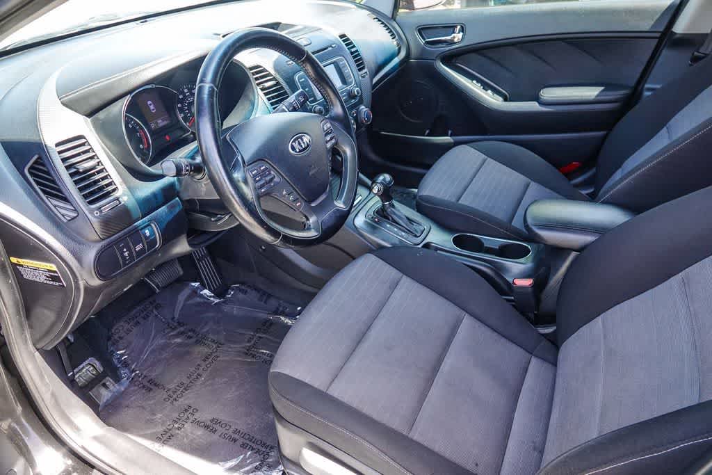 Thumbnail: 2014 Kia Forte - 16