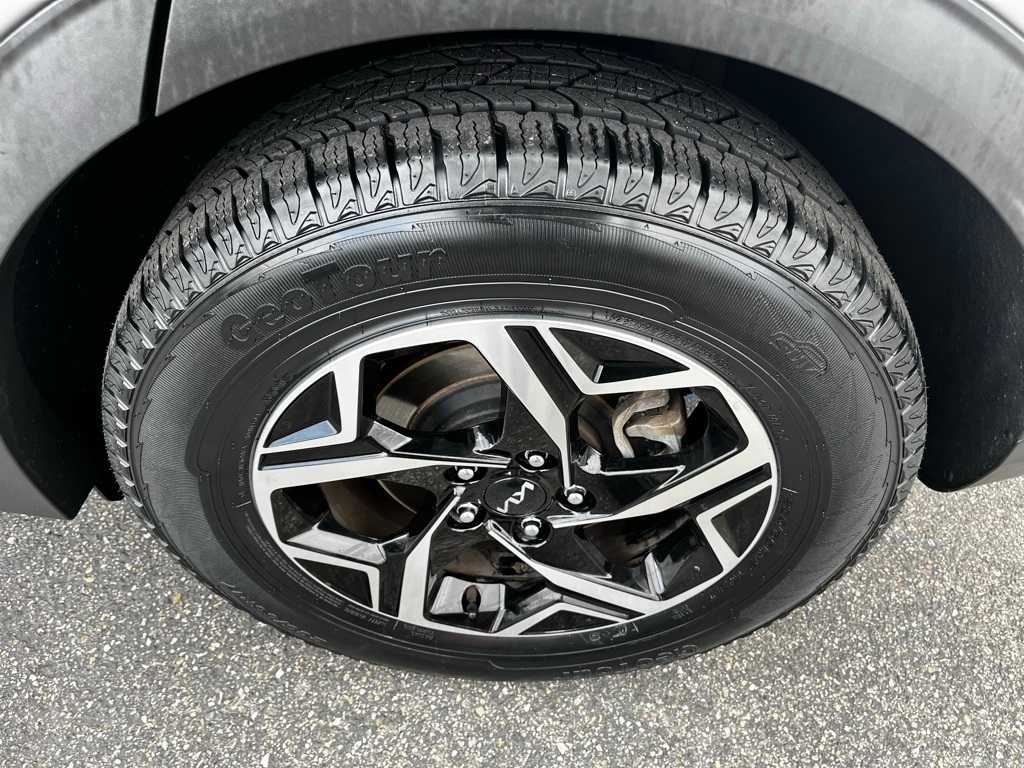 Thumbnail: 2023 Kia Sportage - 9