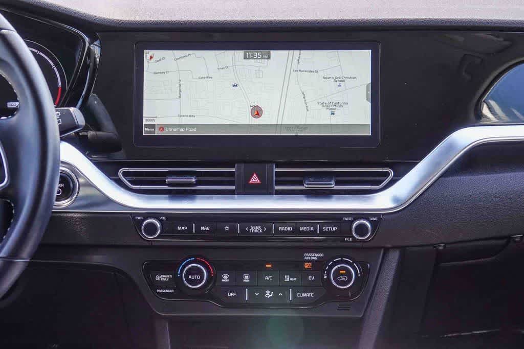 Thumbnail: 2022 Kia Niro - 12