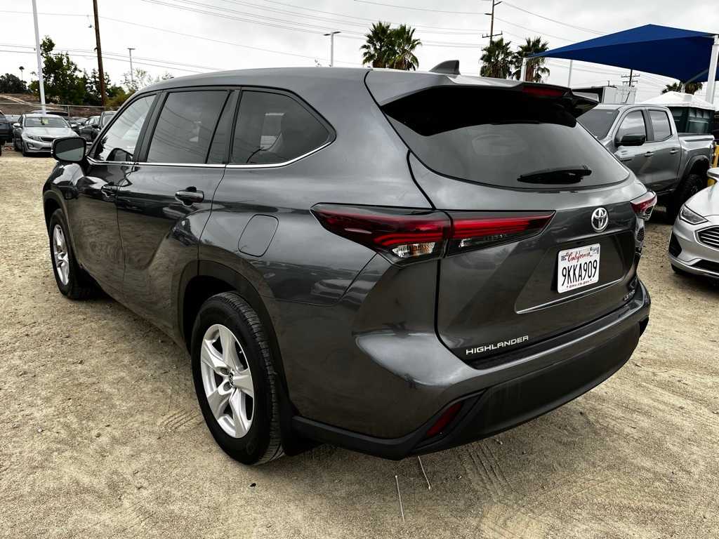 Thumbnail: 2024 Toyota Highlander - 7