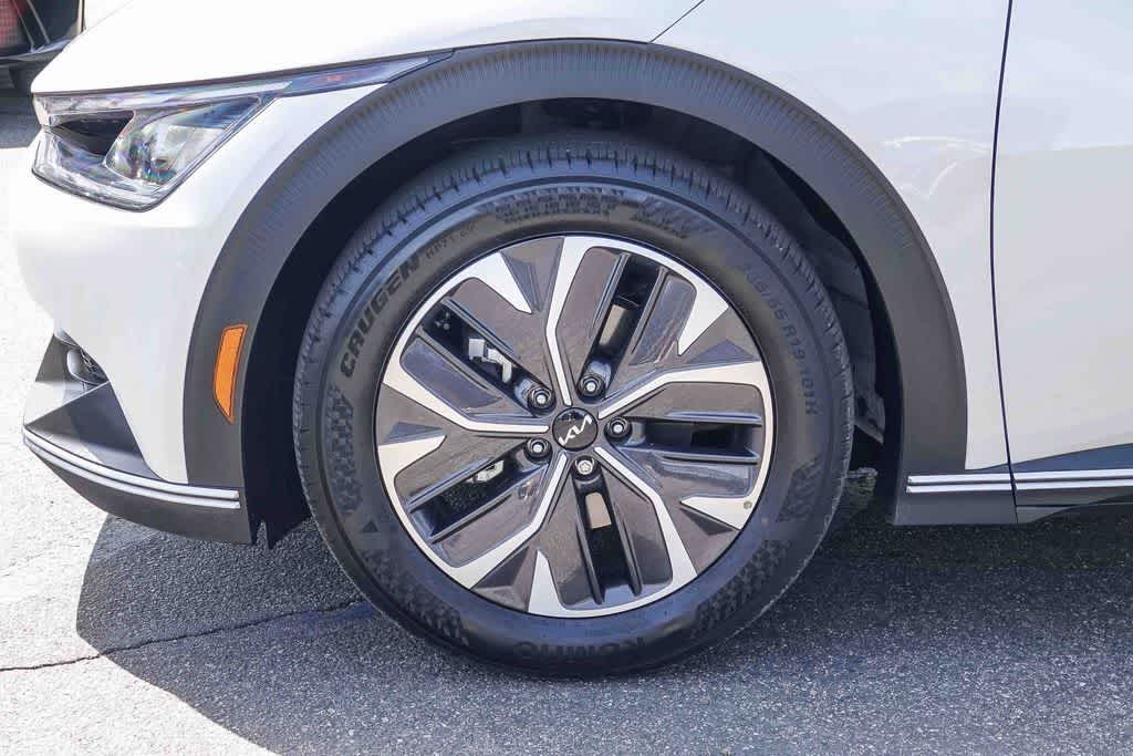 Thumbnail: 2024 Kia EV6 - 9