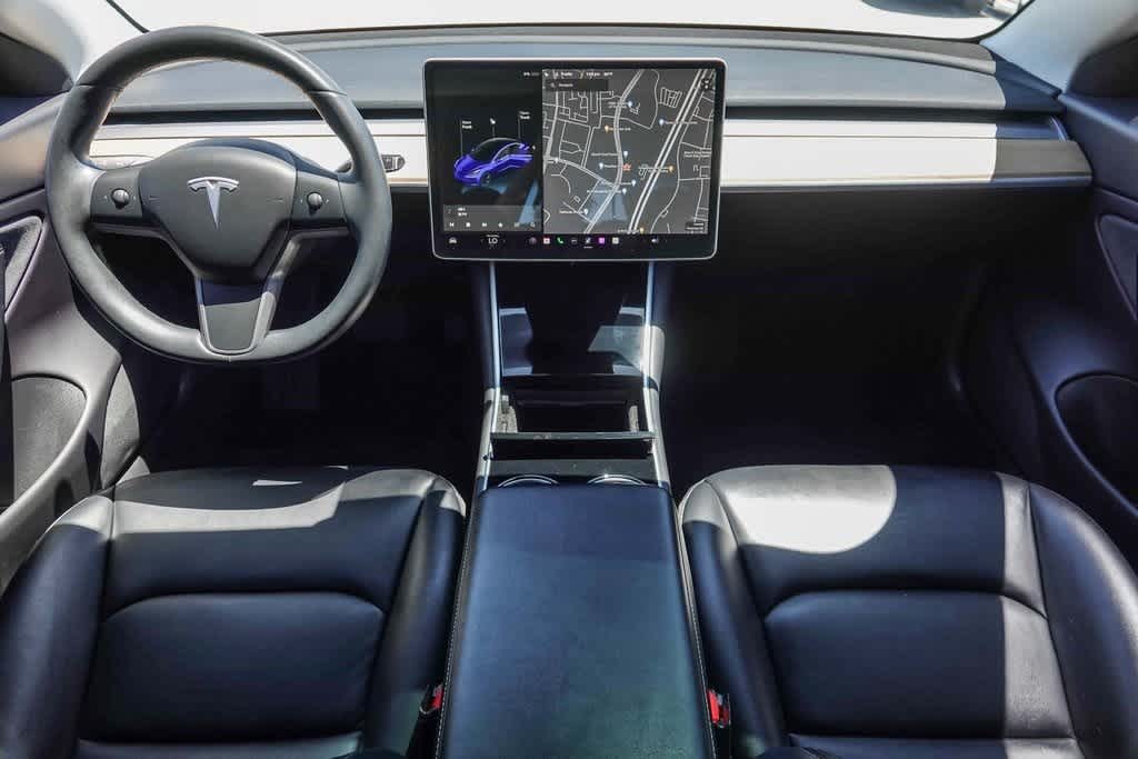 Thumbnail: 2019 Tesla Model 3 - 11