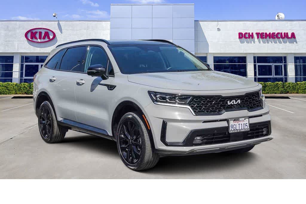 Thumbnail: 2023 Kia Sorento - 3
