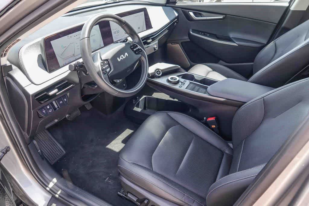 Thumbnail: 2024 Kia EV6 - 16