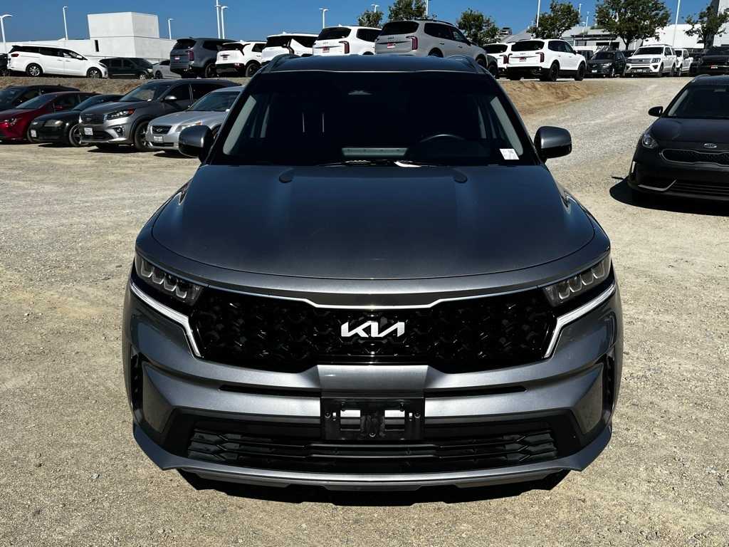 Thumbnail: 2022 Kia Sorento - 2