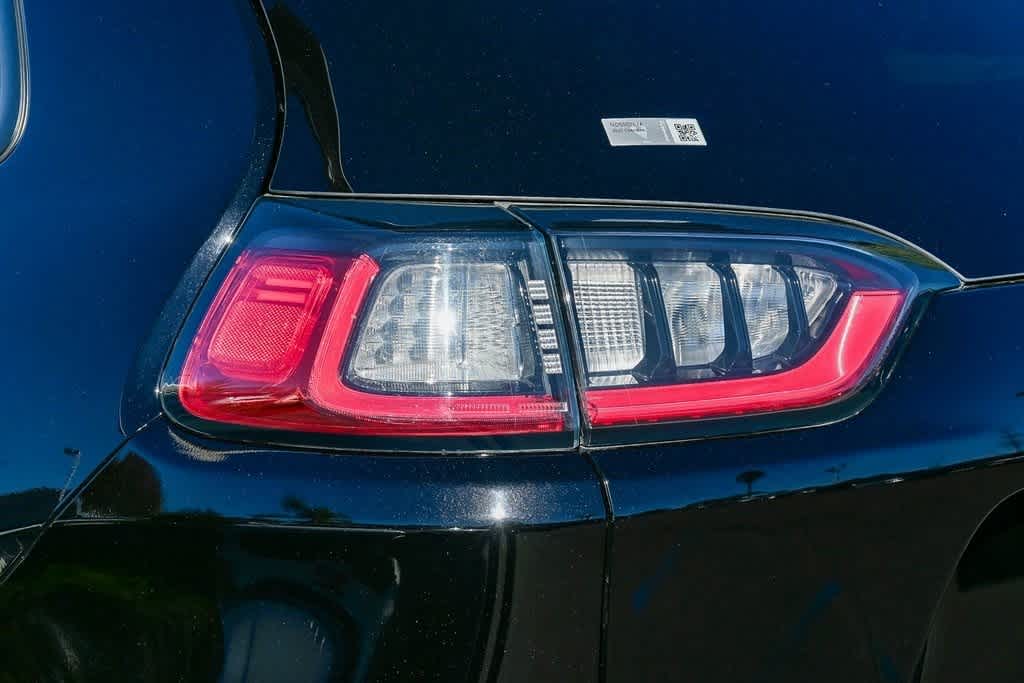 Thumbnail: 2022 Jeep Cherokee - 8