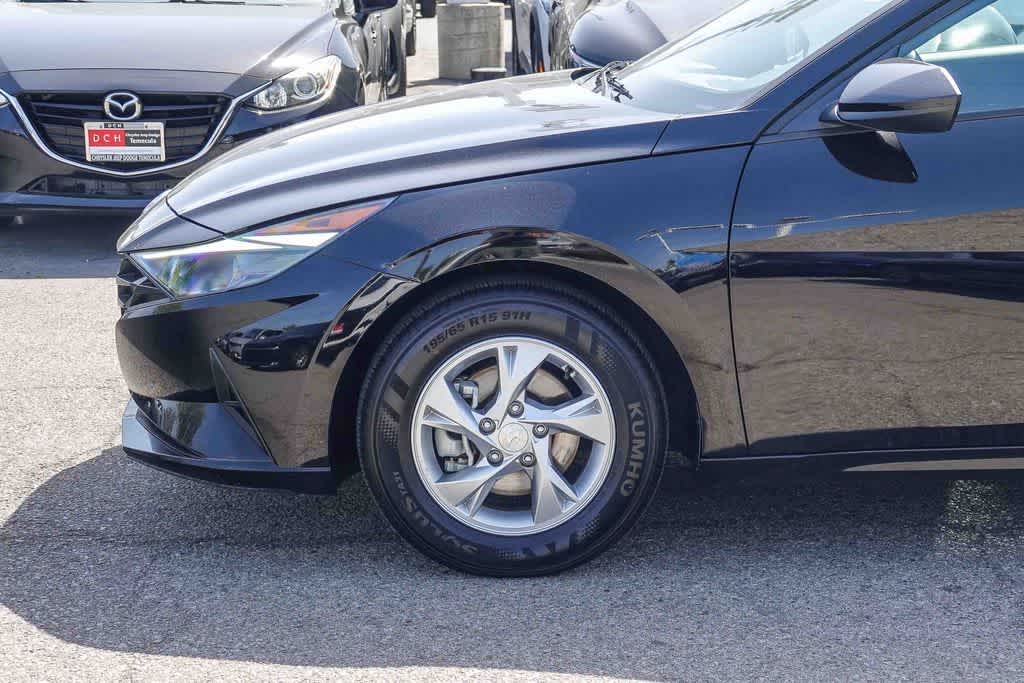 Thumbnail: 2022 Hyundai Elantra - 9