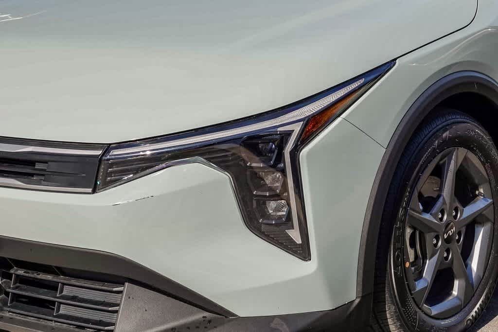 Thumbnail: 2025 Kia K4 - 8