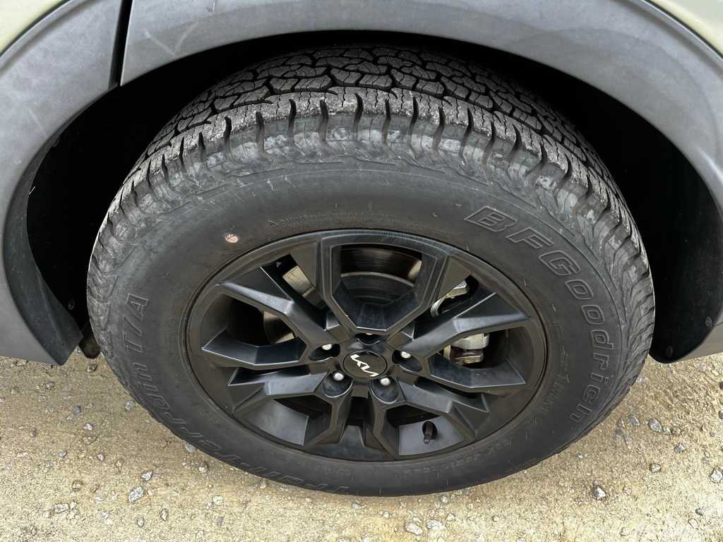 Thumbnail: 2023 Kia Sportage - 9