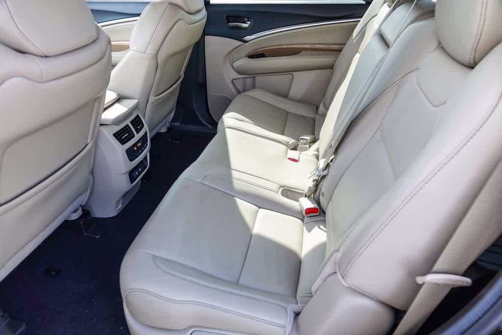 Thumbnail: 2019 Acura MDX - 17