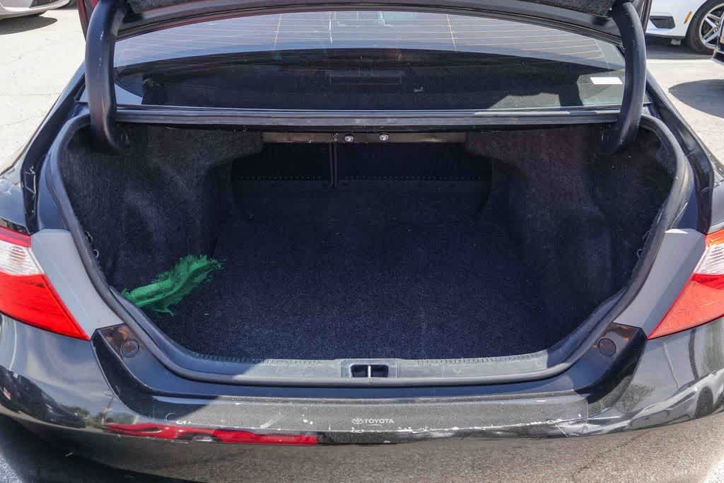 Thumbnail: 2015 Toyota Camry - 26