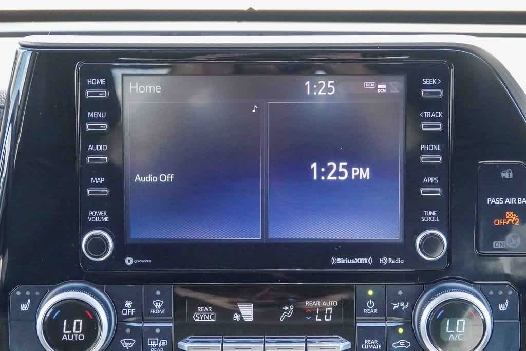 Thumbnail: 2021 Toyota Highlander - 11