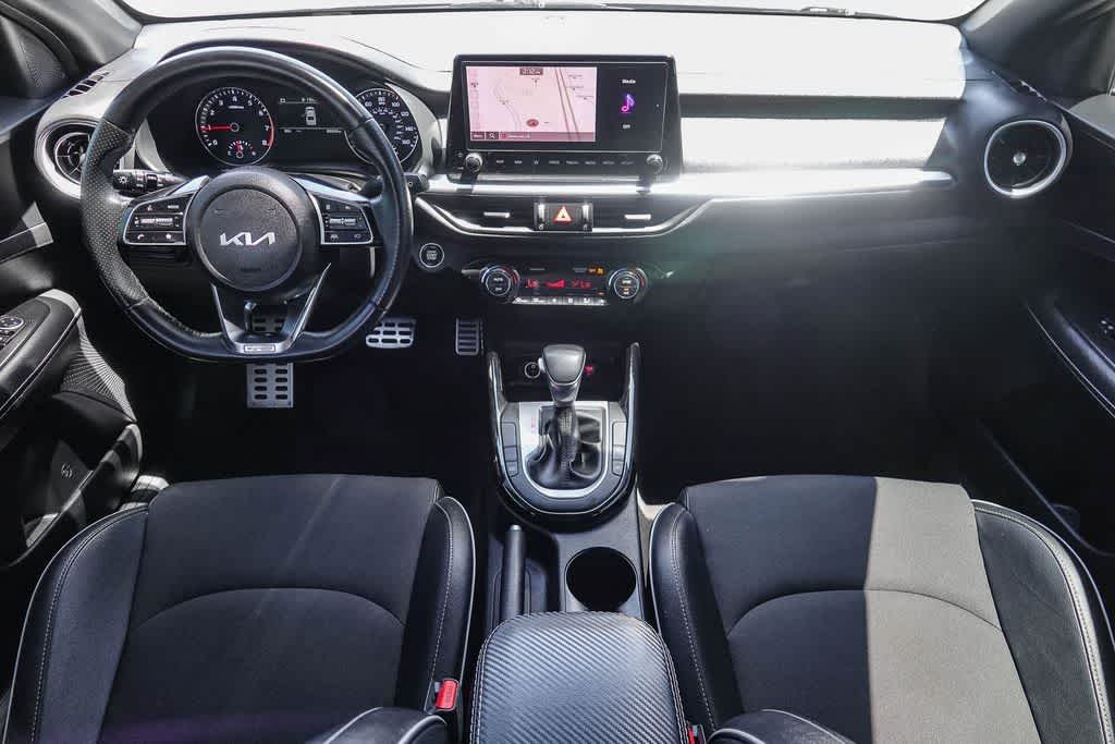 Thumbnail: 2023 Kia Forte - 10