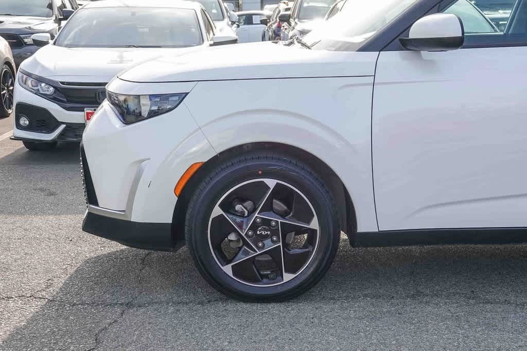 Thumbnail: 2023 Kia Soul - 9