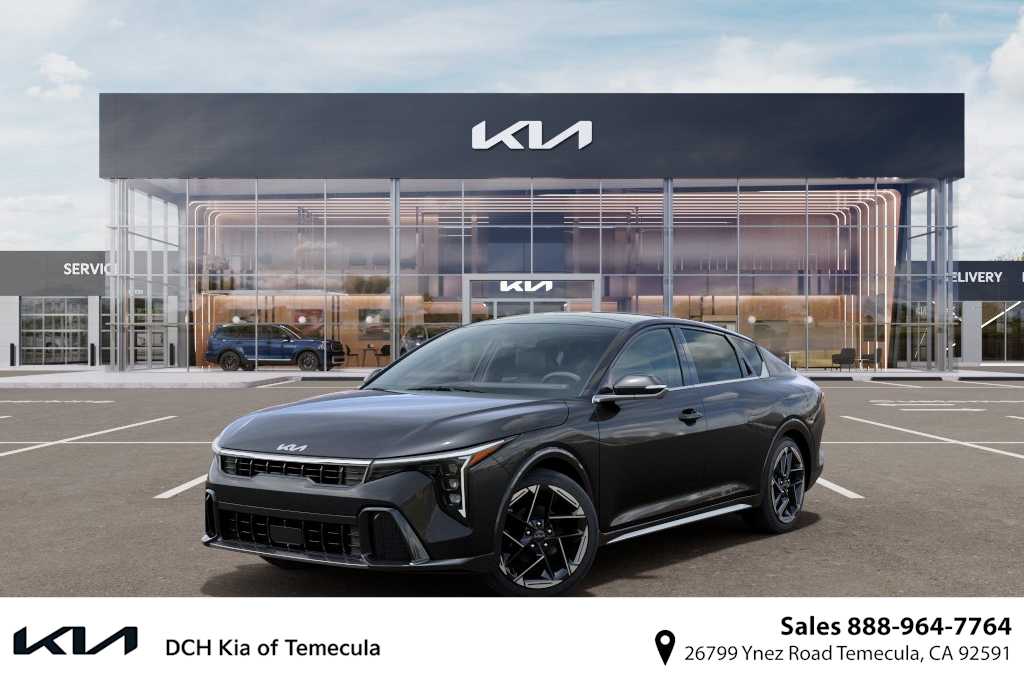 Thumbnail: 2026 Kia K4 - 1