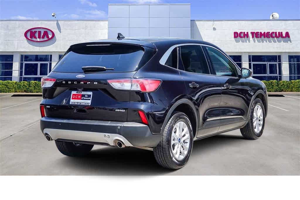 Thumbnail: 2022 Ford Escape - 4