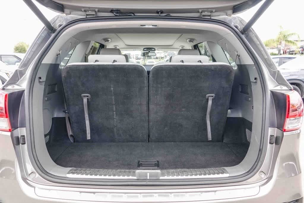 Thumbnail: 2017 Kia Sorento - 25