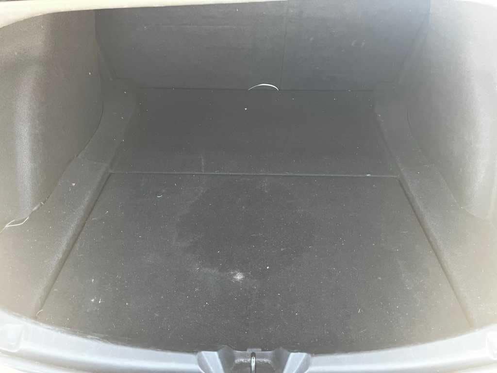 Thumbnail: 2021 Tesla Model 3 - 11