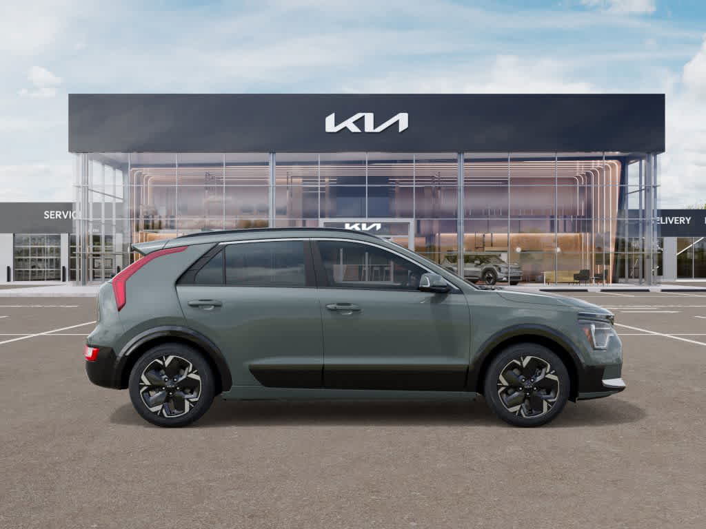 Thumbnail: 2026 Kia Niro - 7