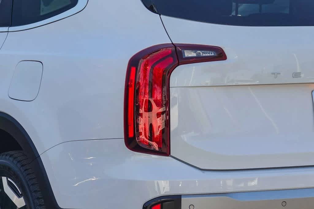 Thumbnail: 2023 Kia Telluride - 7