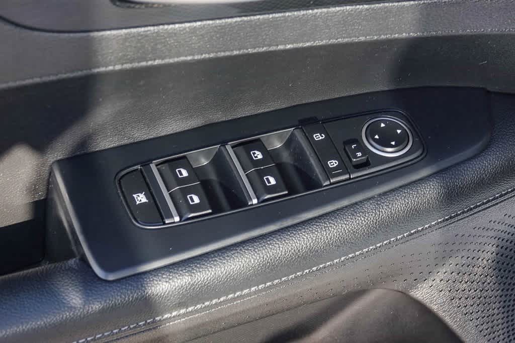 Thumbnail: 2021 Kia Forte - 20