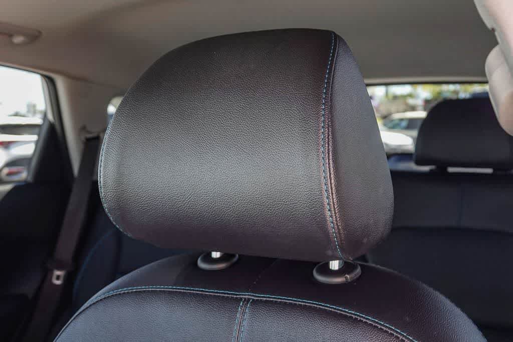 Thumbnail: 2022 Kia Niro - 25